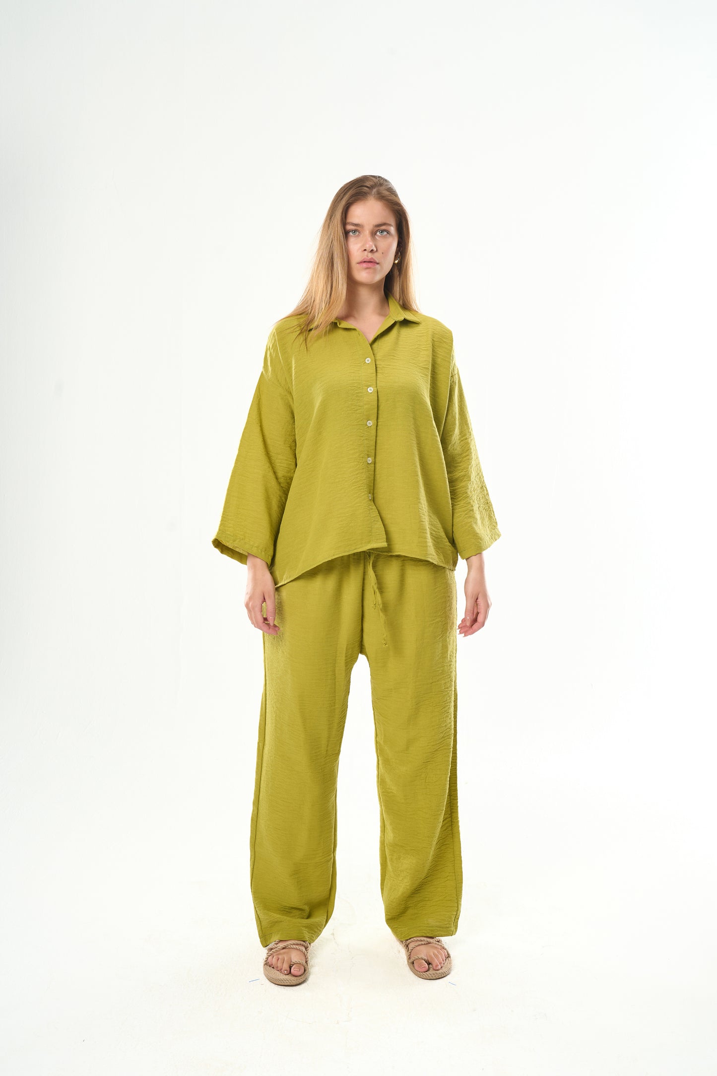 Women Kiwi Linen Shirt