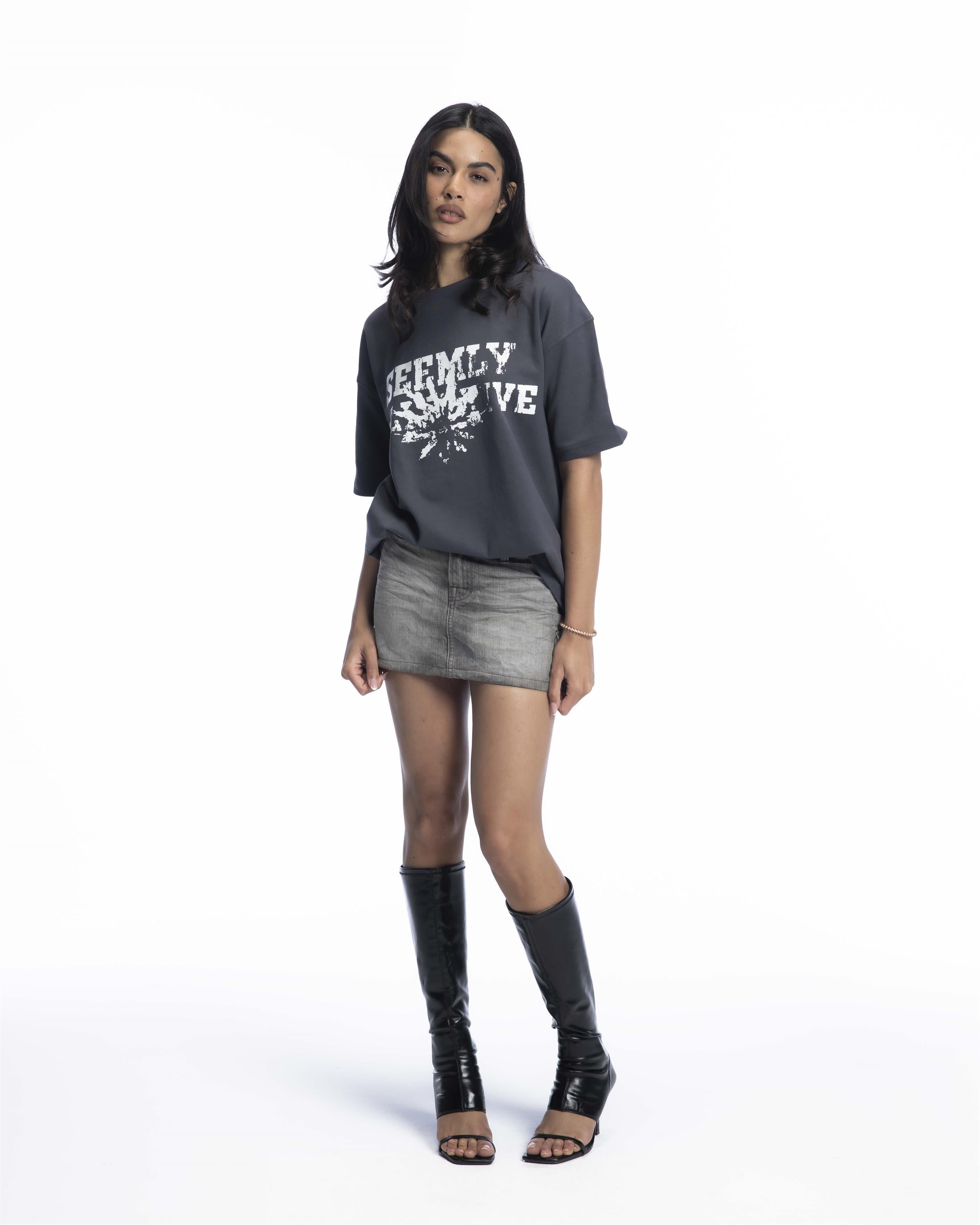Collective bloom tee