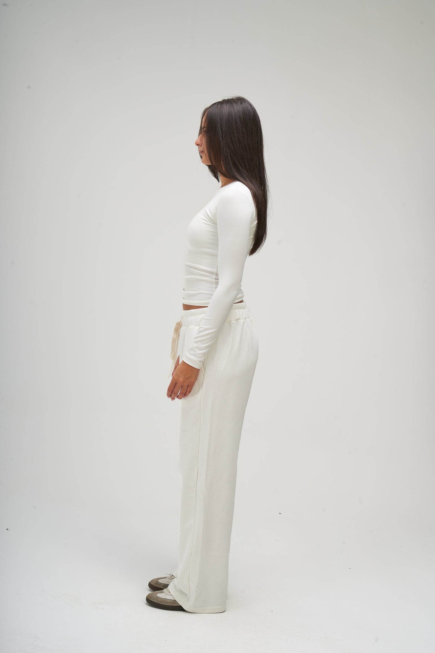 White Long Sleeve Round Top